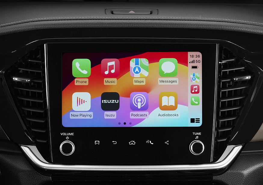Màn hình hiển thị Apple CarPlay trên Isuzu MU-X