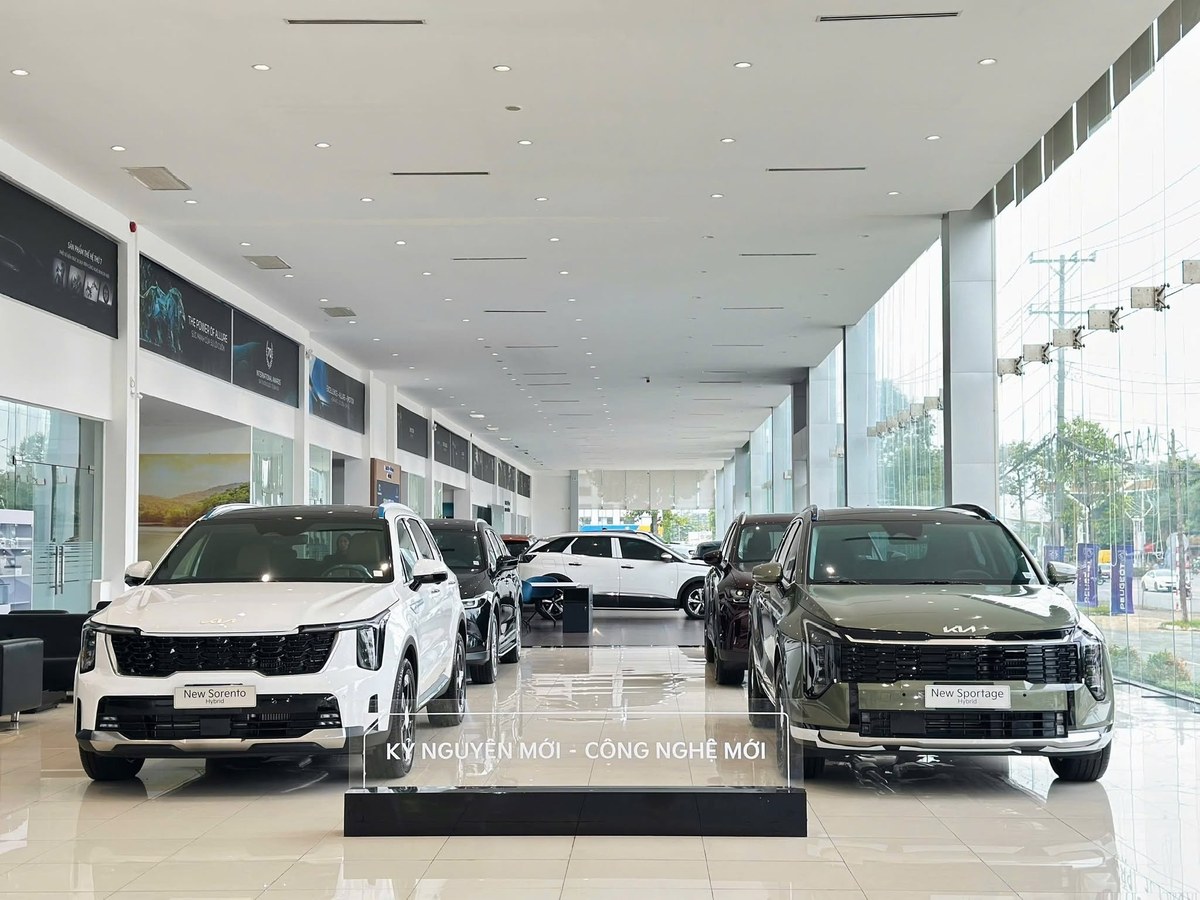 Không gian showroom Kia Cần Thơ với New Sorento và New Sportage
